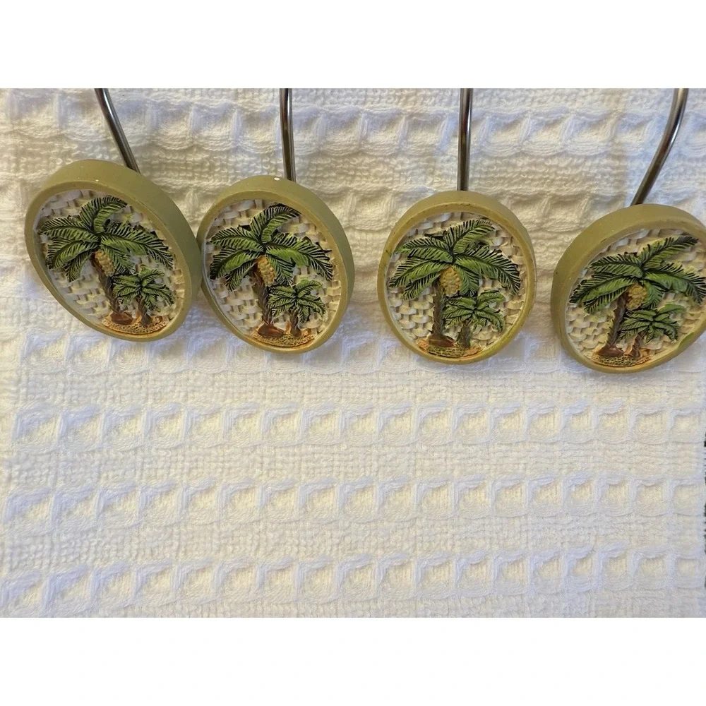 Vintage Bed Bath & Beyond Avanti Linens Colony Palm Collection 12 Shower Hooks‎
